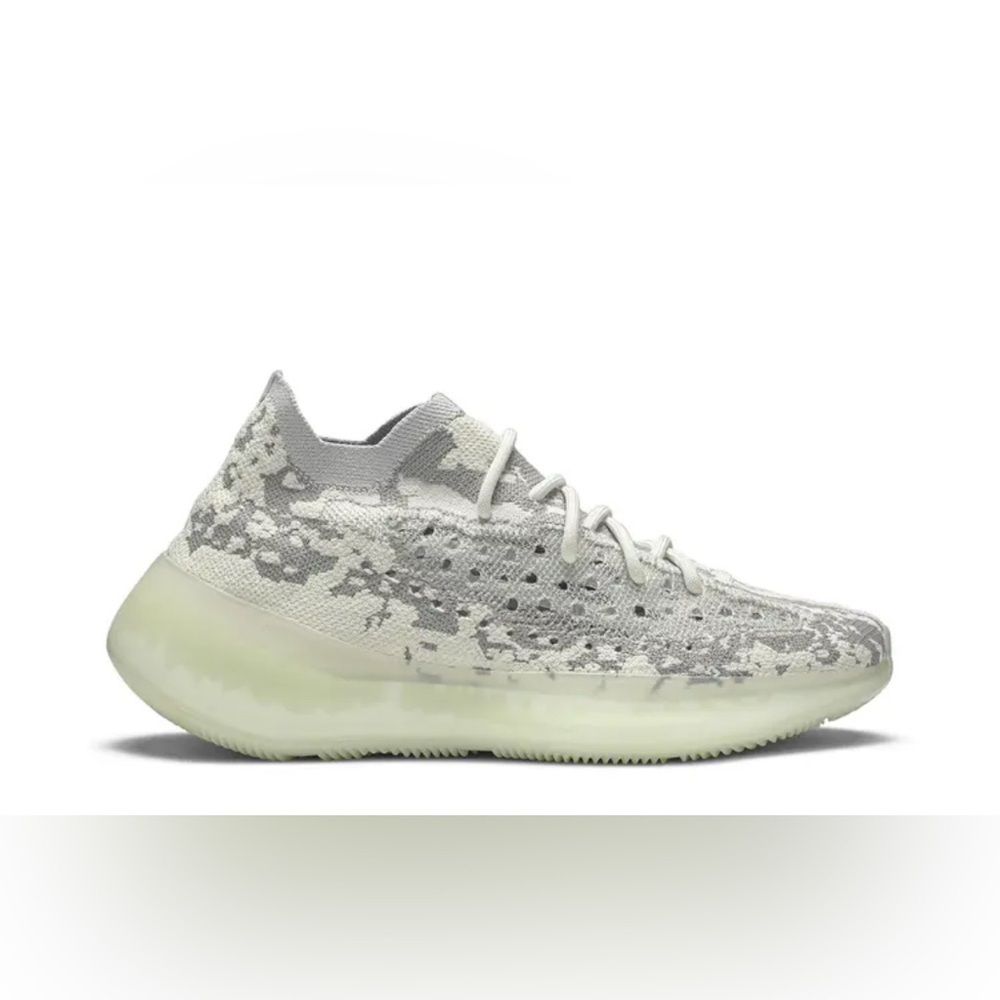 Adidas Yeezy Boost 380 ‘Alien’ Sneakers Size 7 Mens Gray White Primeknit